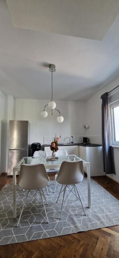 Apartment Stella Danica Чатеж-об-Сави Экстерьер фото